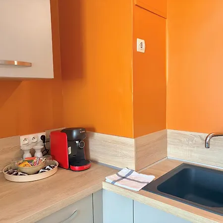 Grand T2 Industriel Lumineux & Calme - Proche Esa Appartement *